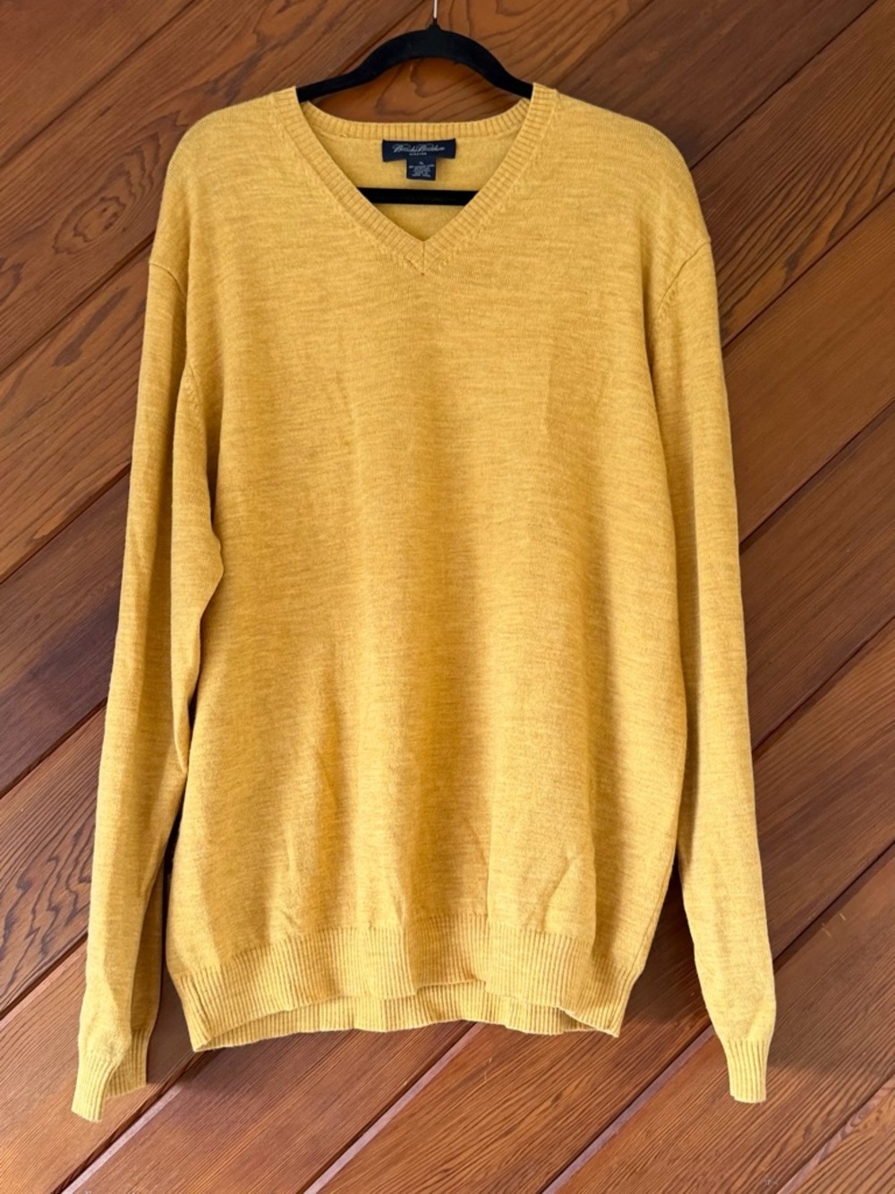 Brooks Brothers Stretch Merino Wool V-Neck Sweater Men’s XL Mustard Yellow